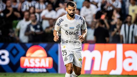 Santos vence o Grêmio de virada e Red Bull Bragantino é derrotado em