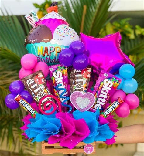 Pin De Michelle Hall En Birthday Ideas Arreglos De Chucherias