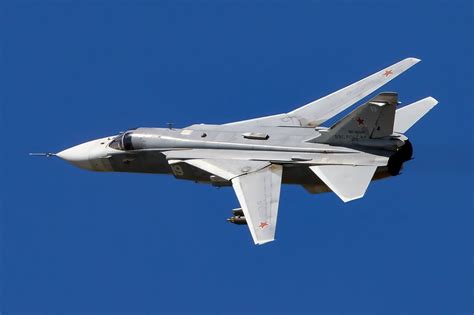 Su 24 y Su 27 portarán misiles Storm Shadow