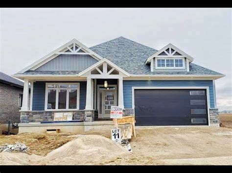 Custom Homes Bickell Built Homes Model Homes Bungalow House House