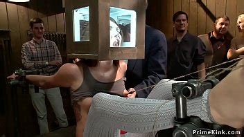 Dos zorras anal bdsm folladas en público XVIDEOS