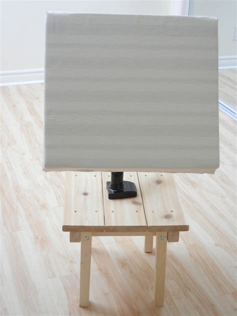 Стол для ирландского кружева из кедра