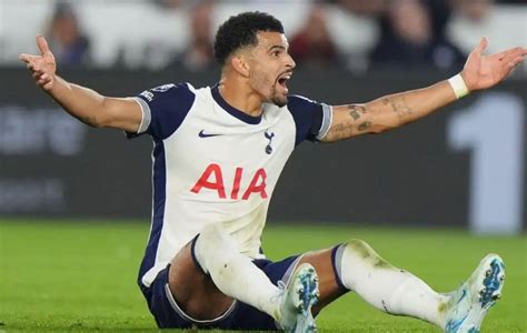 Former Arsenal Star Predicts How Many Goals Tottenham Signing Will