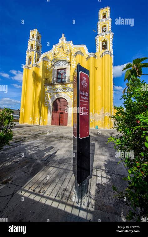 Iglesia de San Juan Bautista Iglesia Colonial en Mérida Yucatán