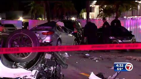 1 Dead 1 In Critical Condition Following Crash In Miami Gardens Wsvn