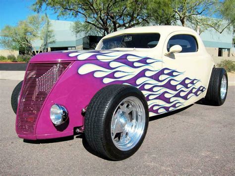 1937 FORD CUSTOM COUPE