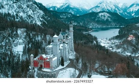 1,927 Aerial View Neuschwanstein Castle Images, Stock Photos & Vectors ...