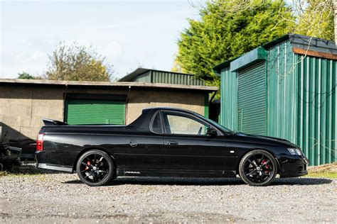 2005 HOLDEN HSV MALOO R8