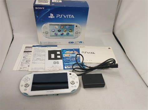 【傷や汚れあり】動作確認済 画面焼けあり Playstationvita Wi Fiモデルライトブルーホワイトpch2000za14の