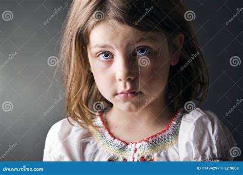 Petite Fille Triste Image Stock Image Du Mignon Inf Rieur