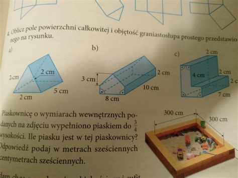 Oblicz Pole Powierzchni Całkowitej I Objętość Graniastosłupa Prostego