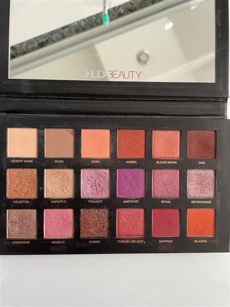 Paleta Huda Beauty Desert Dusk Cienie Miros Awiec Olx Pl