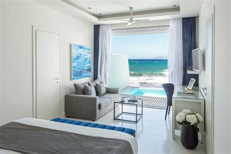 Island Suite Seafront with Private Heated Pool and Beach Access ...