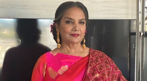 Shabana Azmi Hopes The Success Of Shah Rukh Khans Pathaan Cancels