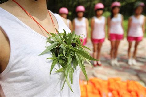 Female Lifeguards In China Fitted With Hidden Cameras To Deter Sex Pests Daily Mail Online