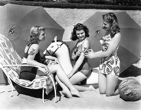 Anne Gwynne Evelyn Ankers And Helen Parrish Sunbathe In New Swimsuits Circa 1945 ~ Vintage