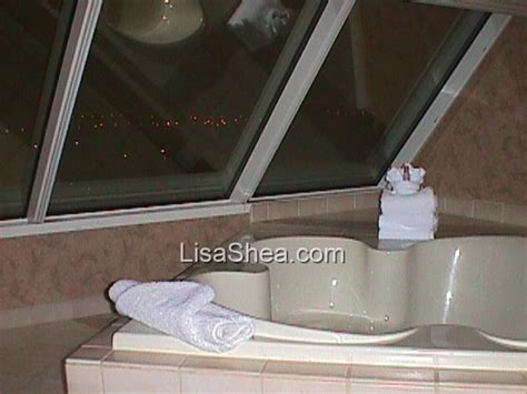 Luxor Pyramid - Cheap Las Vegas Room