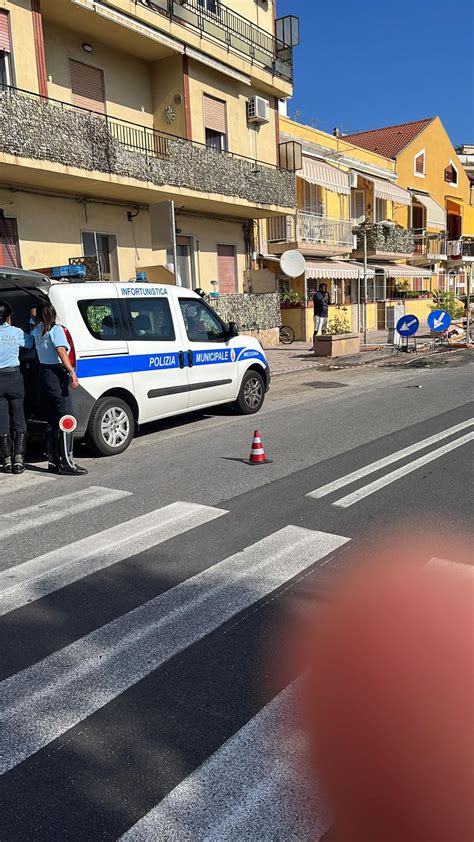 Incidente A Messina Tragico Scontro Auto Moto Sulla Litoranea Nord