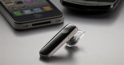 Plantronics Marque M155 Bluetooth Headset Announced Sg