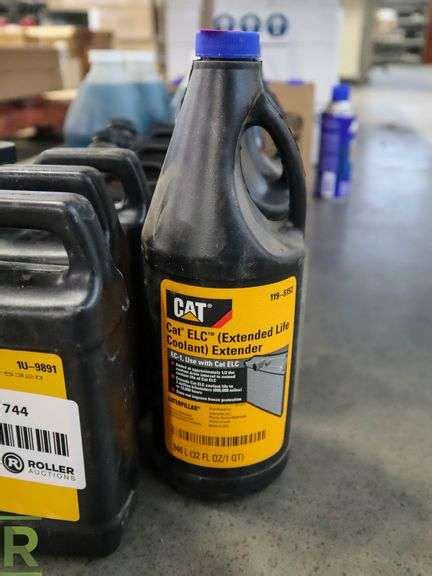 3 32oz Bottles Of Caterpillar Elc Coolant Extender And 6 32oz Bottles Of Caterpillar