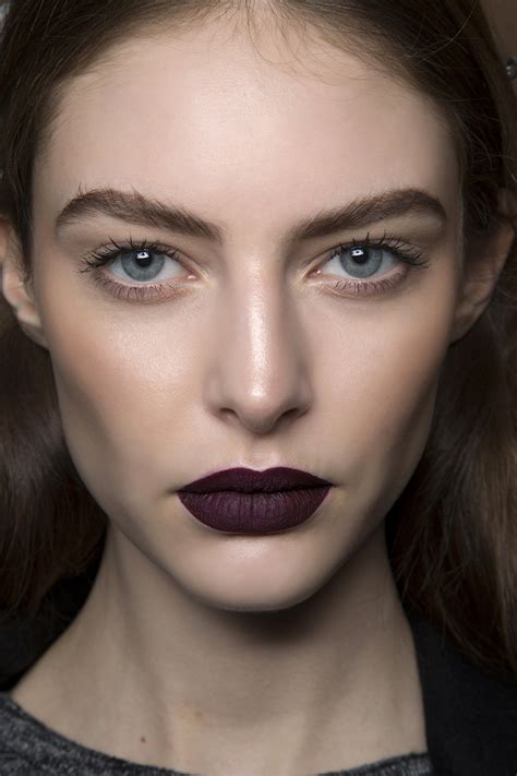 How to Perfect the Goth Makeup Trend for Fall 2015 | StyleCaster