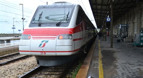 Linea Ferroviaria Ancona Roma Traffico In Graduale Ripresa Dopo Lo