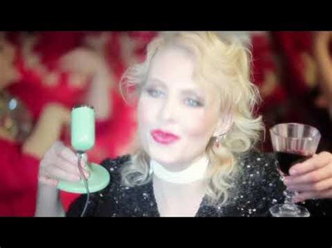 Последняя сказка Риты — фрагмент фильма (2012). Земфира — Не надо - YouTube