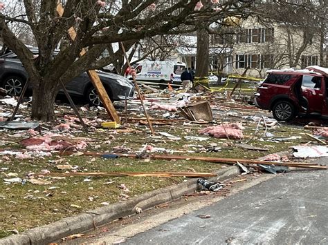 Loudoun County House Explosion Firefighter Dead 13 Injured Ashburn