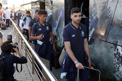 Regresso De Peso Nos Convocados Do FC Porto Para Londres