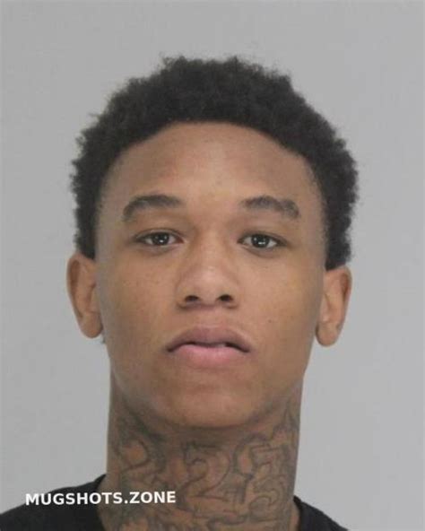 Moore Deantae 10232023 Dallas County Mugshots Zone