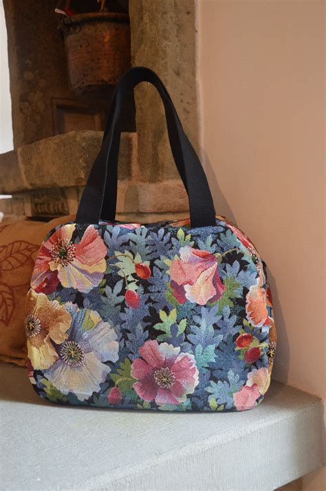 Borsa A Bauletto Fatta A Mano In Tessuto Gobelin Floreale All Interno