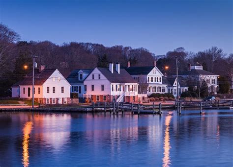 15 Charming Small Towns In Connecticut Purewow