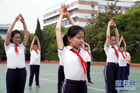 上海：第三批約60萬名中小學生返校開學 新華網