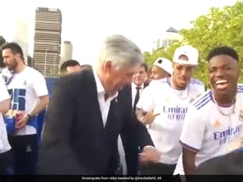 Watch Real Madrid Head Coach Carlo Ancelotti Shows Off Groovy Dance