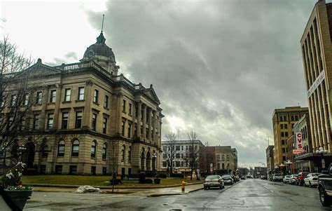 Downtown Bloomington Illinois Looking South On Center Str Flickr