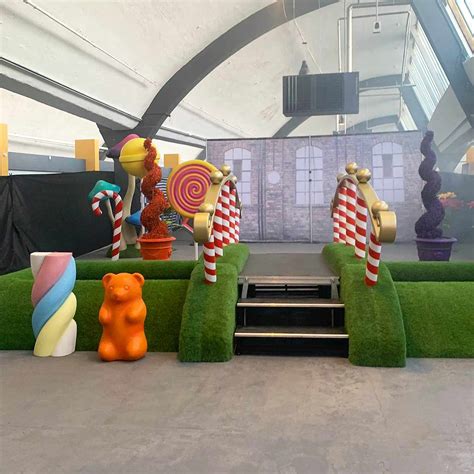 Actor Hired For Disastrous Willy Wonka Experience Feels Scammed