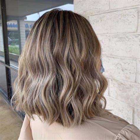 32 Trendy Ash Blonde Colour Ideas Dirty Ash Blonde Textured Lob I