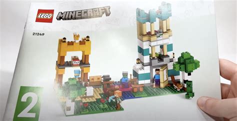 First look at LEGO Minecraft 21249 The Crafting Box 4.0