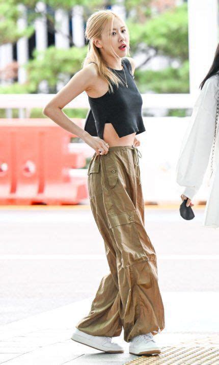 Chic Ways To Style Korean Looks With Cargo Pants – Ferbena.com