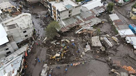 Aluvi N Deja Muertos Y Desaparecidos En Quito