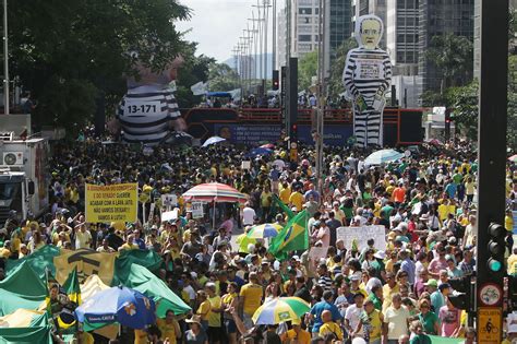 Milhares De Manifestantes Ocuparam A Avenida Paulista Veja S O Paulo