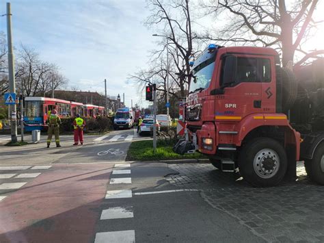 Tragedia We Wroc Awiu Nie Yje Latka Wstrz Saj Cy Wypadek Przez