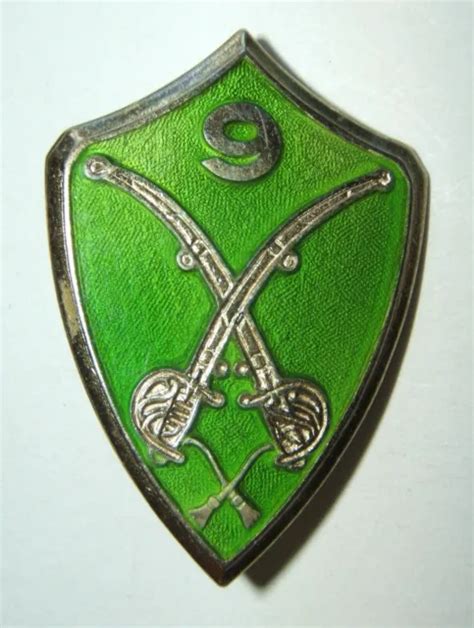 INSIGNE 9 REGIMENT DE CHASSEURS A CHEVAL Drago Translucide EUR 10 00