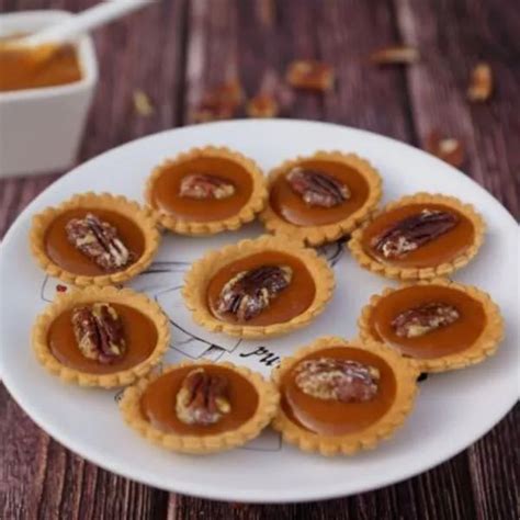 Mini tartelettes caramel beurre salé noix de pécan Guy Demarle