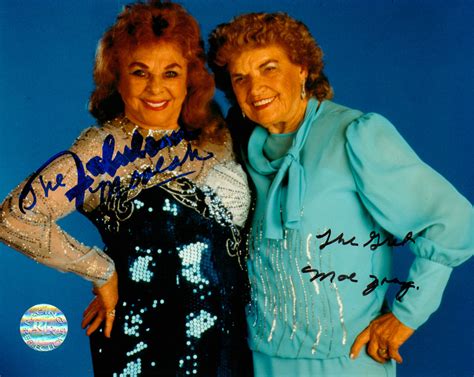 Fabulous Moolah & Mae Young dual signed 8x10 Photo – Signed By Superstars