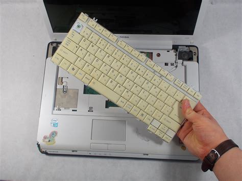 Toshiba Dynabook Ax D Keyboard Replacement Ifixit Repair Guide