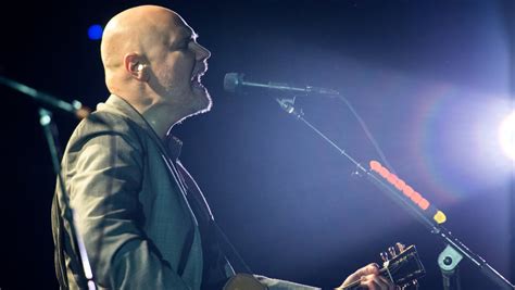 Smashing Pumpkins' Corgan sets stripped-back solo album - TODAY