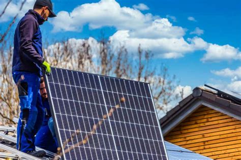 Qué ayudas y subvenciones hay para poner placas solares en 2023