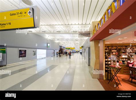 Duty Free Shops In American Airlines Terminal 8 JFK Airport New York