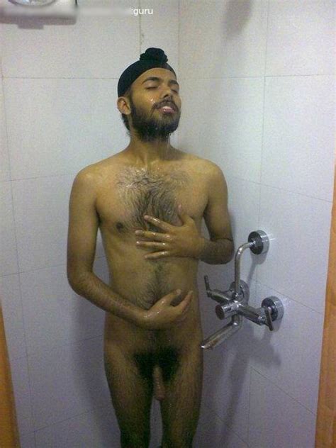 Thumbs Pro Lundraja A Naked Sardar Is A Rarety